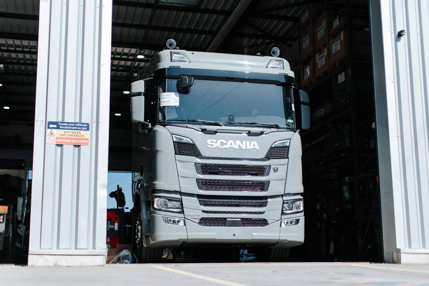 camion scania garage saint-pierre en faucigny